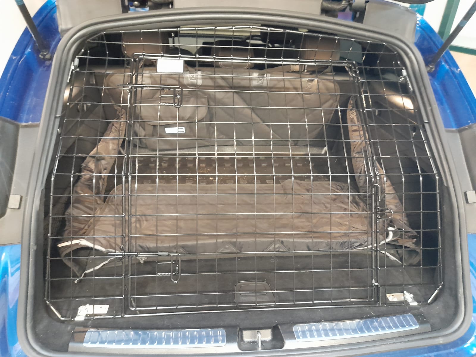 Bespoke Tailgate Guard - Mercedes EQC 2019-2024
