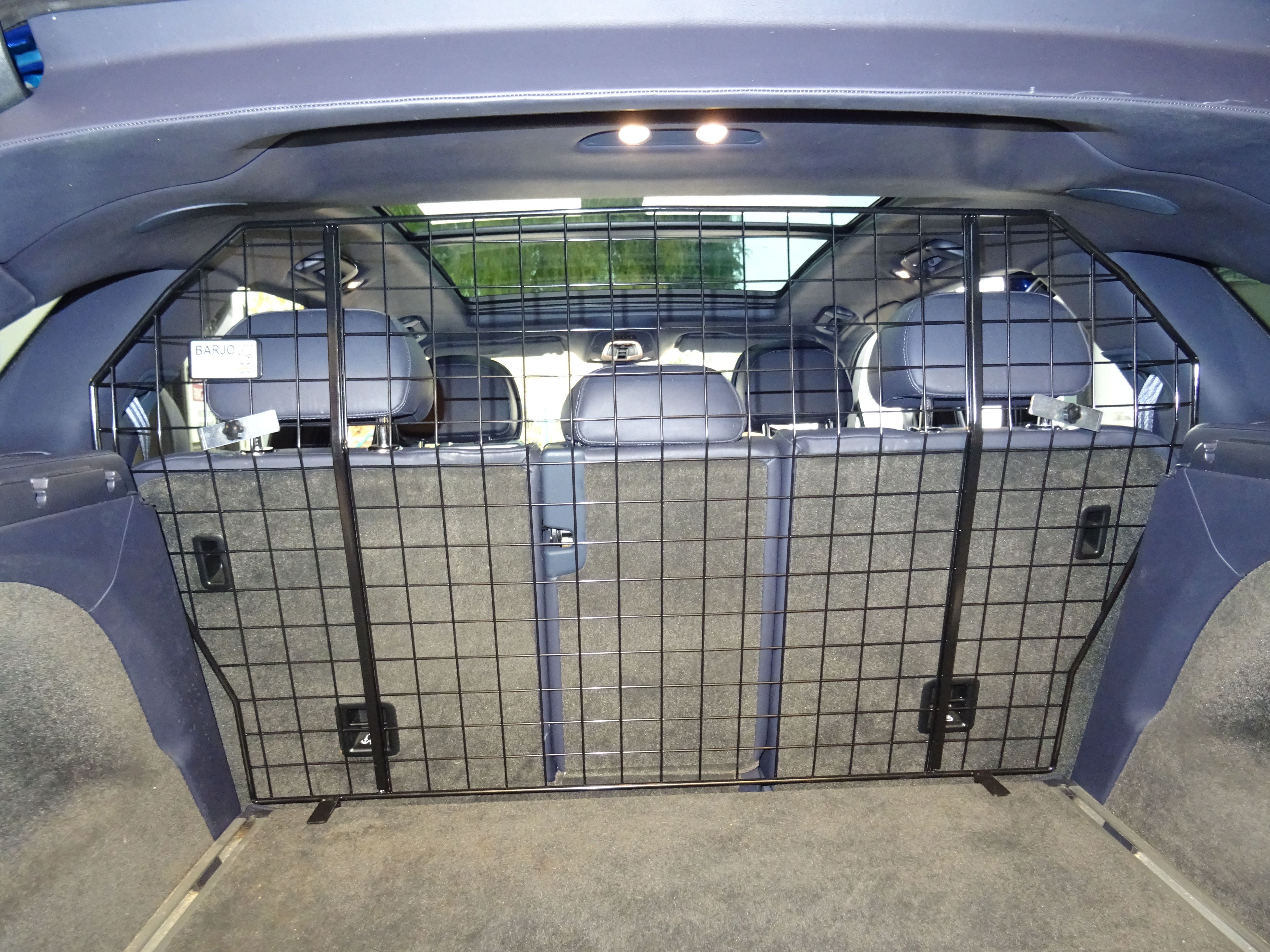 Bespoke Dog Guard - Bentley Bentayga SUV 2016-2021 (5 seater Model)