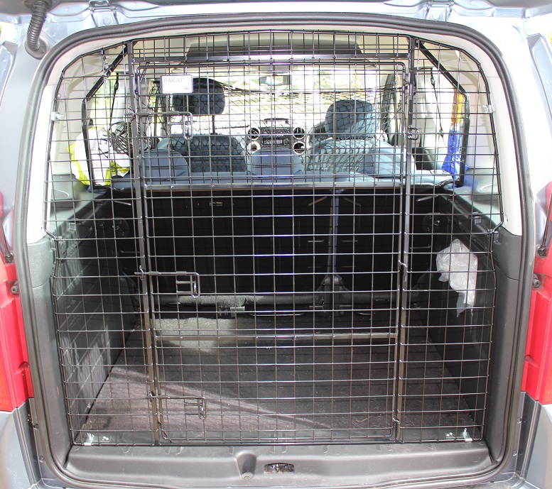 Berlingo 08-17 Tailgate Guard.JPG