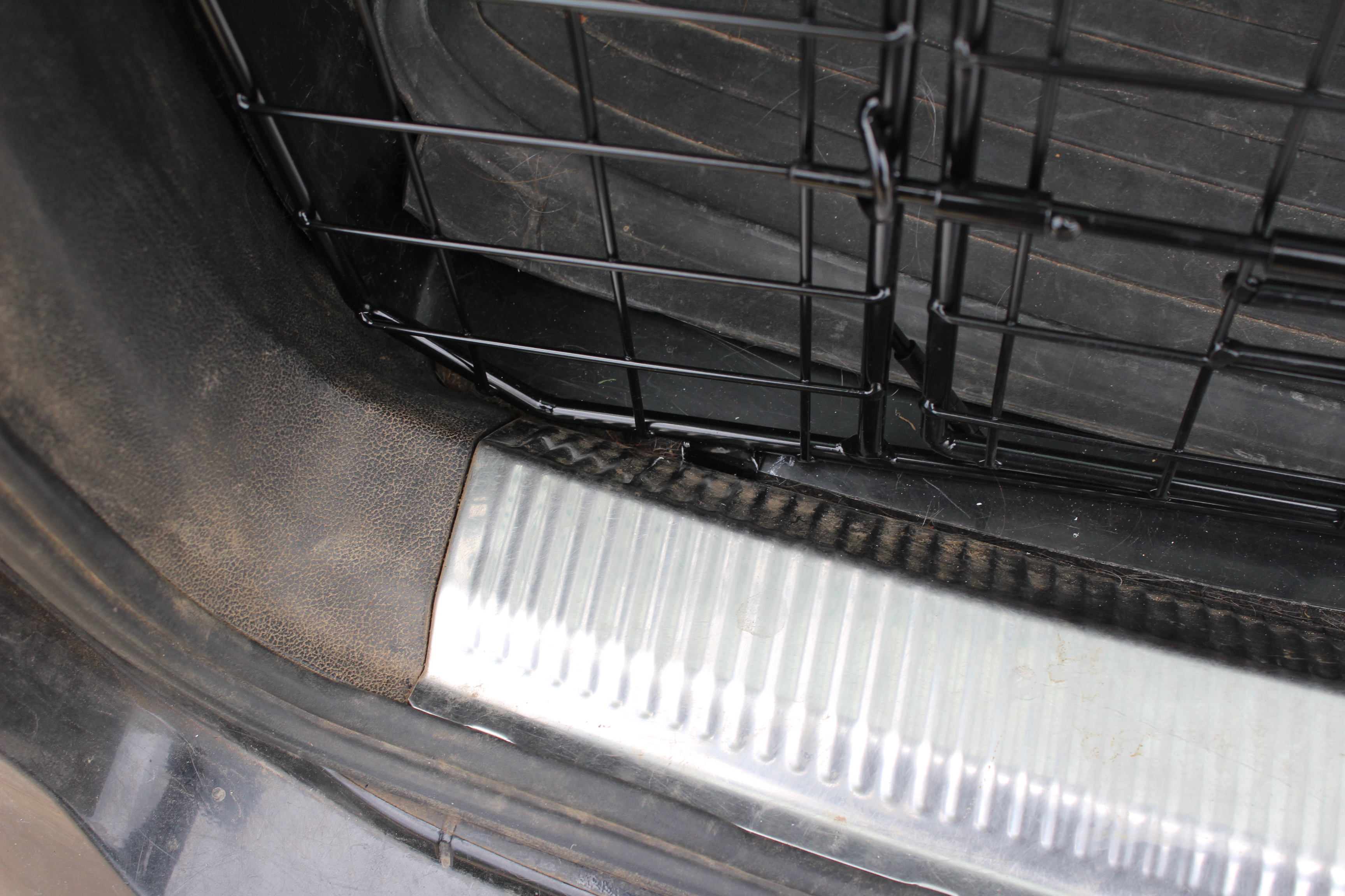 Bottom Fittings.JPG