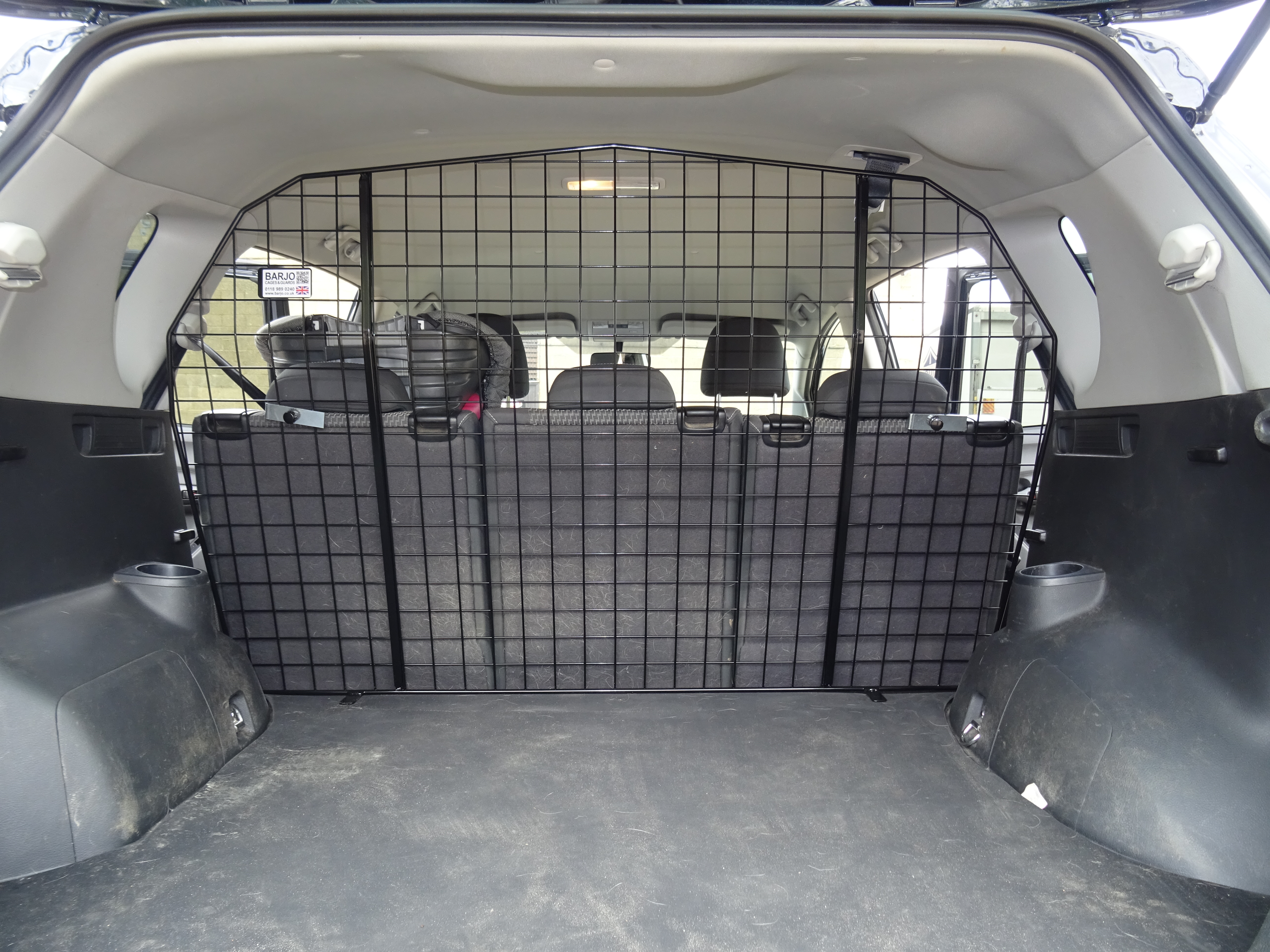 Dog Guard - Toyota Verso Estate 2009-2018