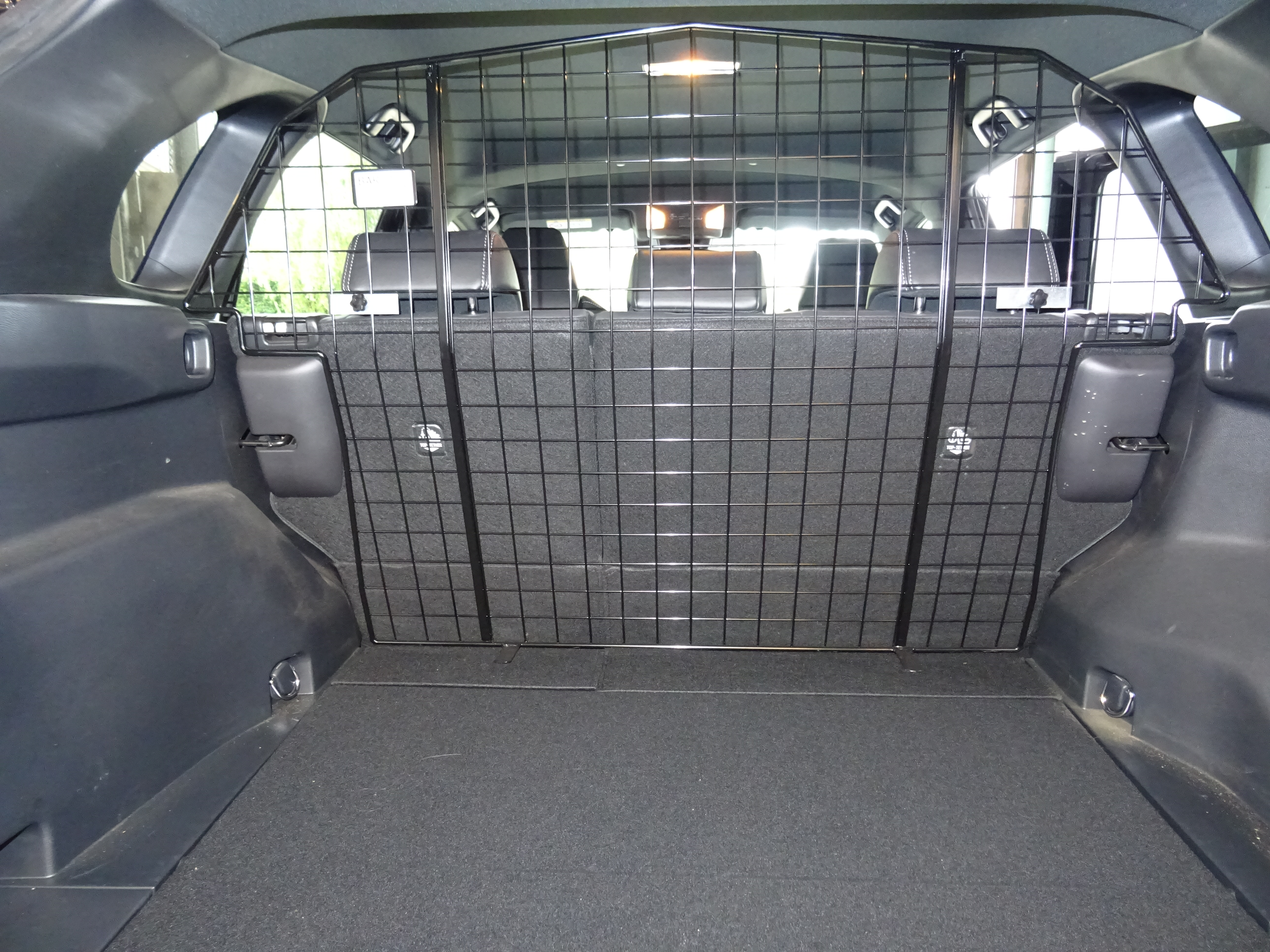 Dog Guard - Ford Maverick (2001-2003) 4×4