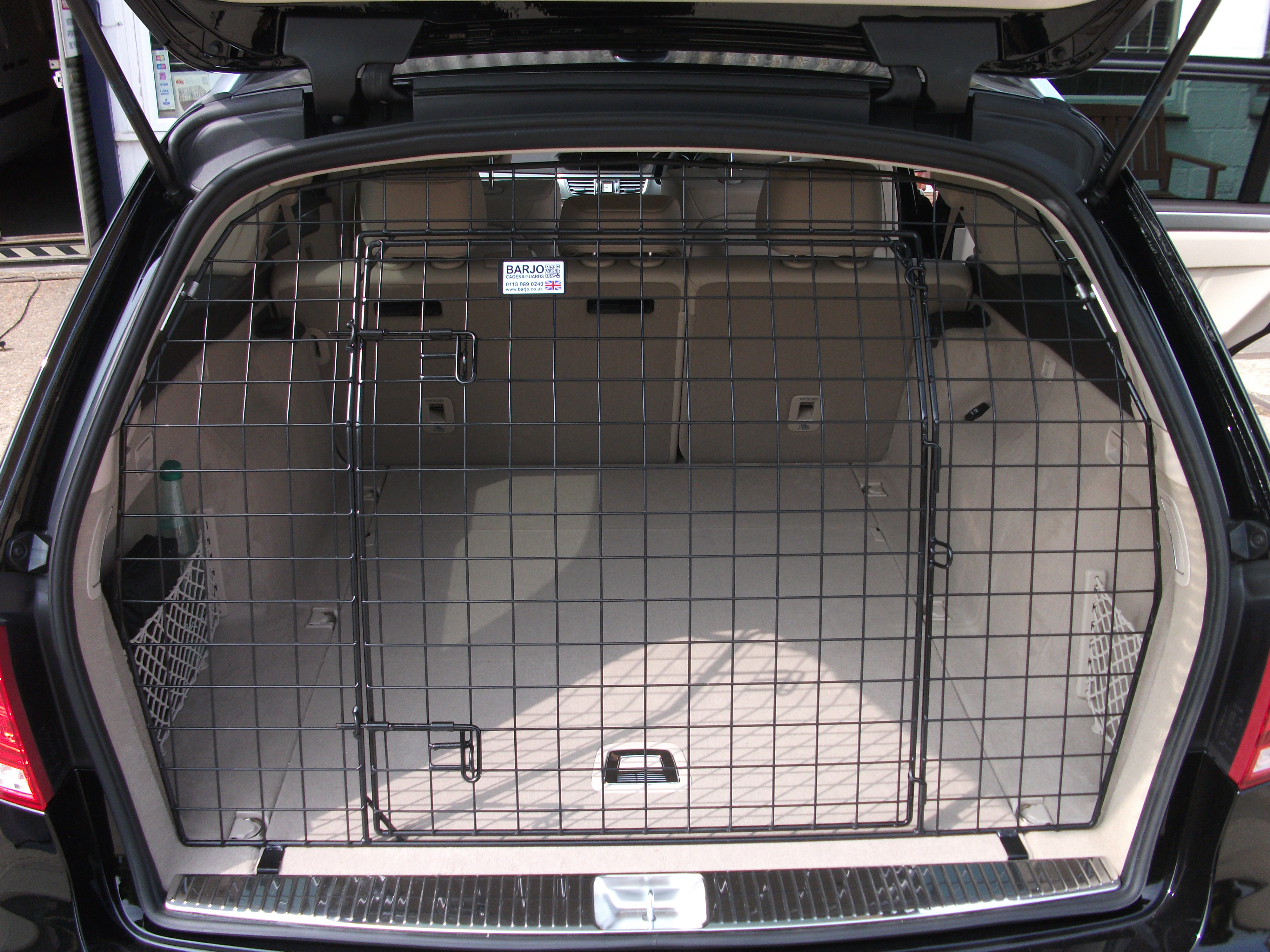Tailgate Guard - Nissan Almera Tino (2000-2006) Estate