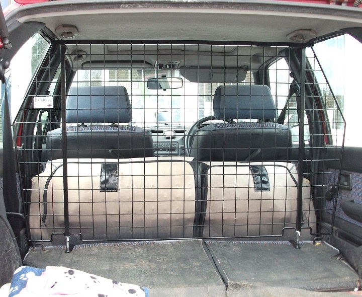 Front Dog Guard - Peugeot 206 SW (2002-2006) Estate