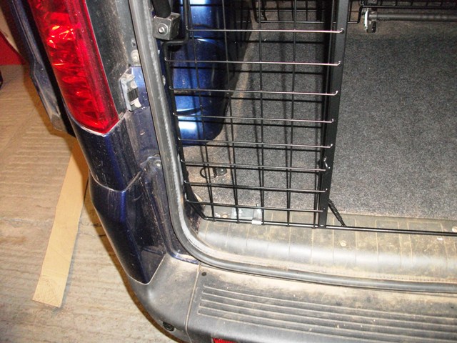 Fiat-Doblo-2010 on Bottom Fitting 1.JPG