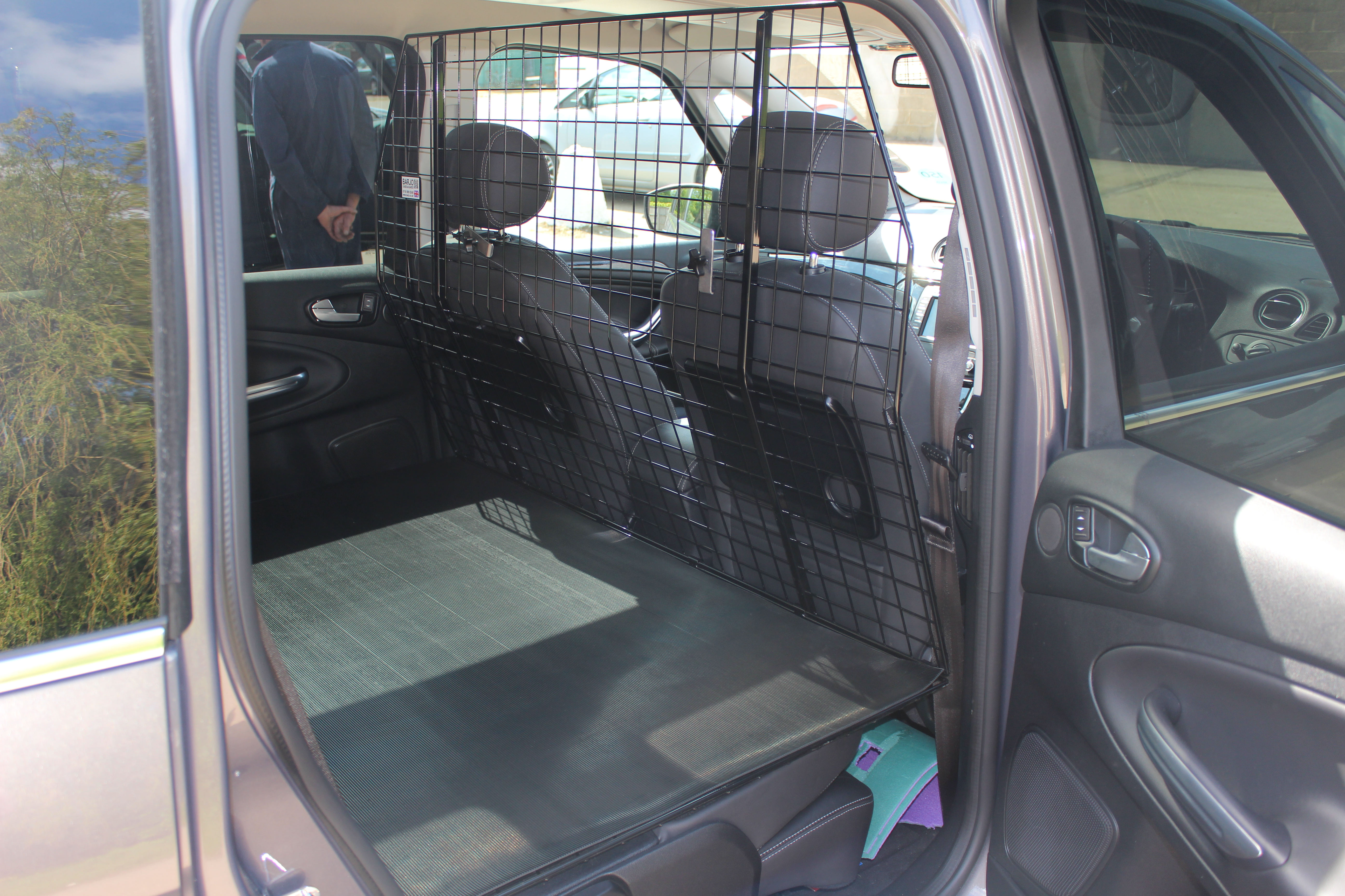 Front Dog Guard - Ford Galaxy (2000-2006) People Carrier