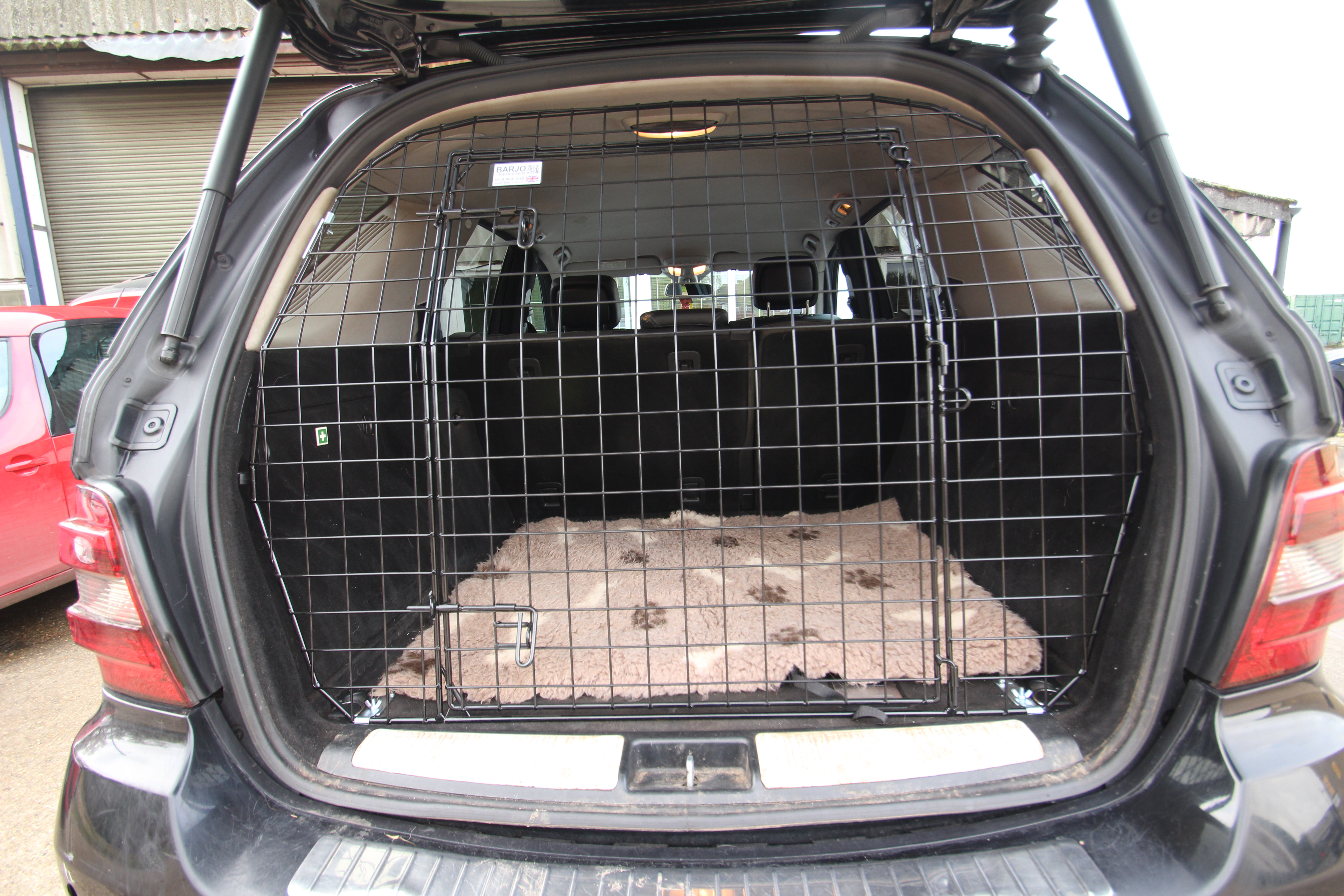 Tailgate Guard - Mercedes R Class (2006-2012) Estate