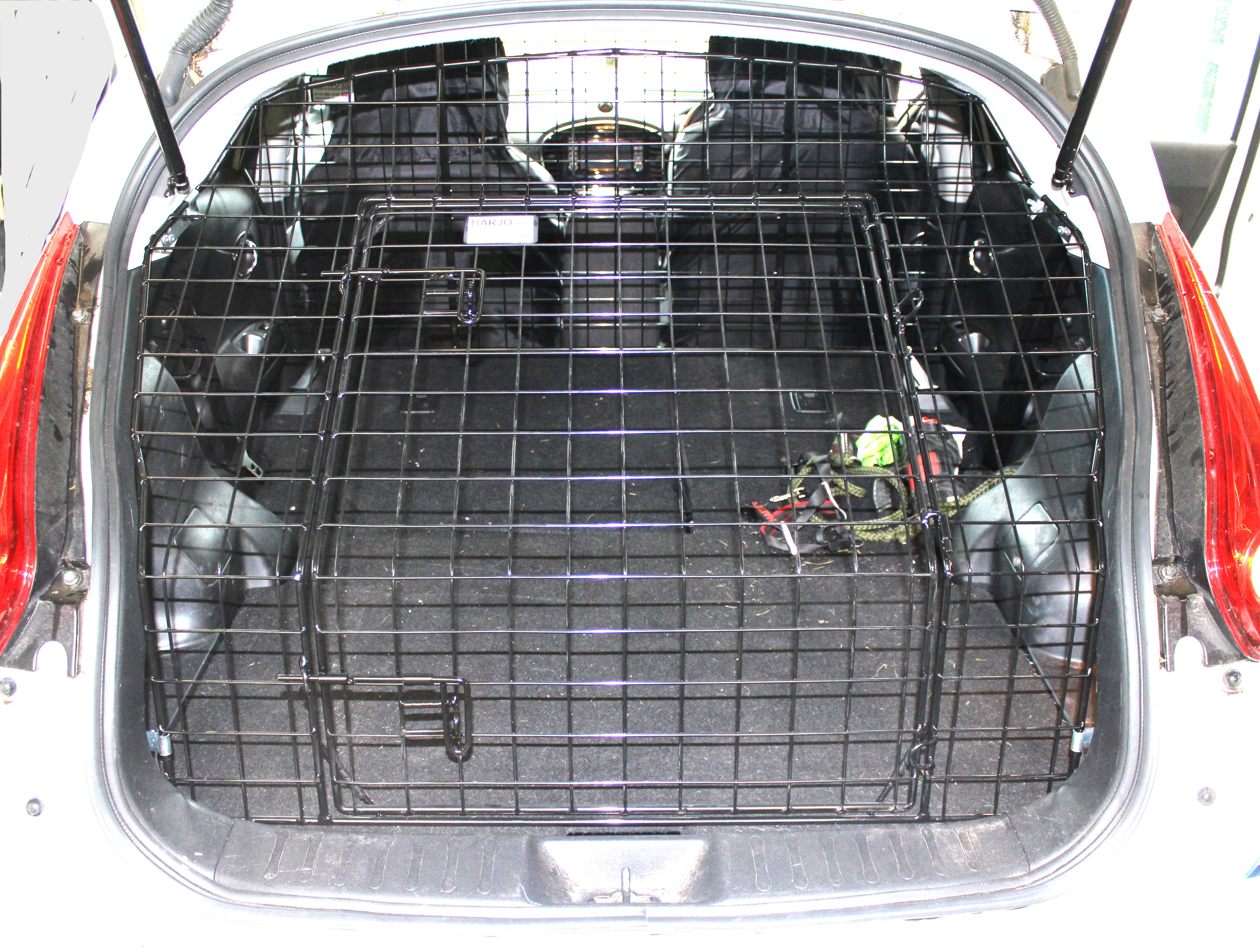 Tailgate Guard - Nissan Juke (2010-2019) 