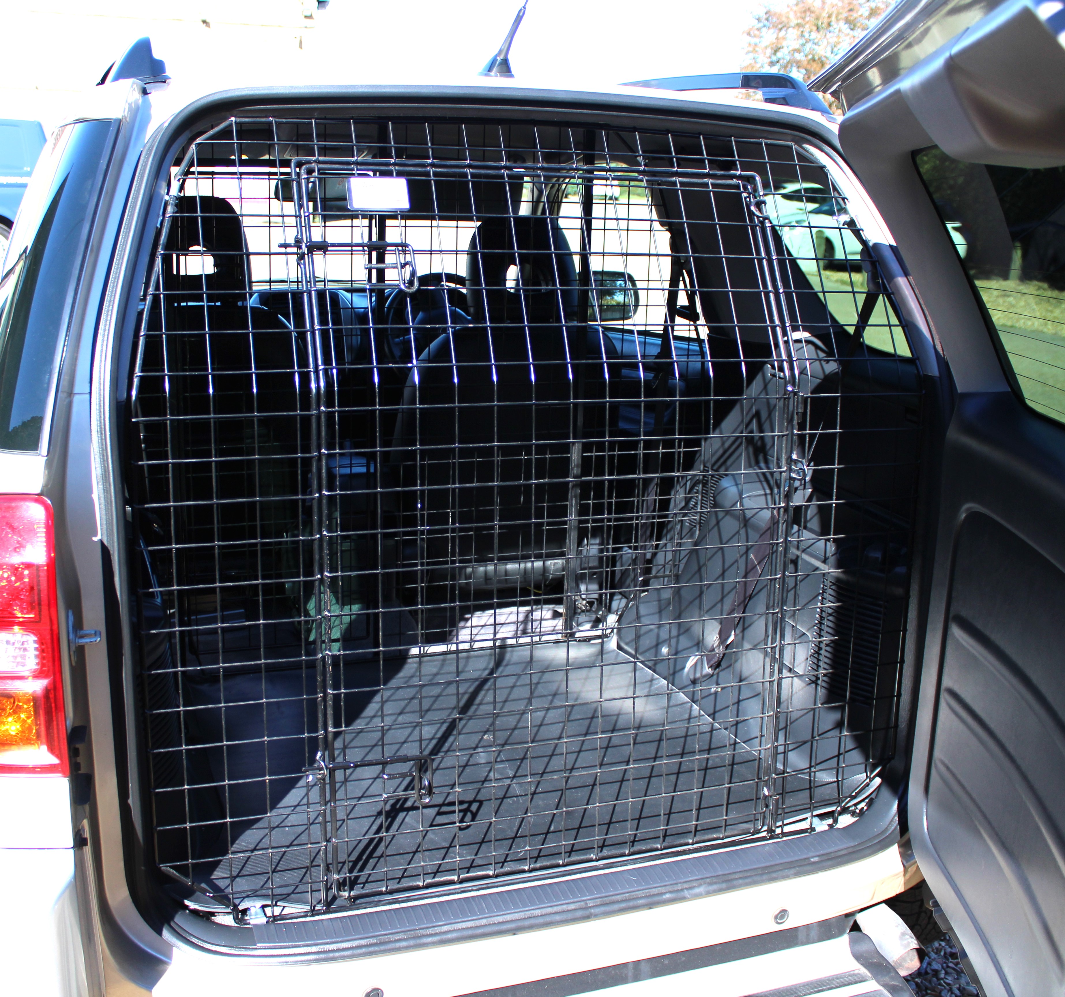 Tailgate Guard - Toyota Rav 4 5 dr (2000-2005) 4×4