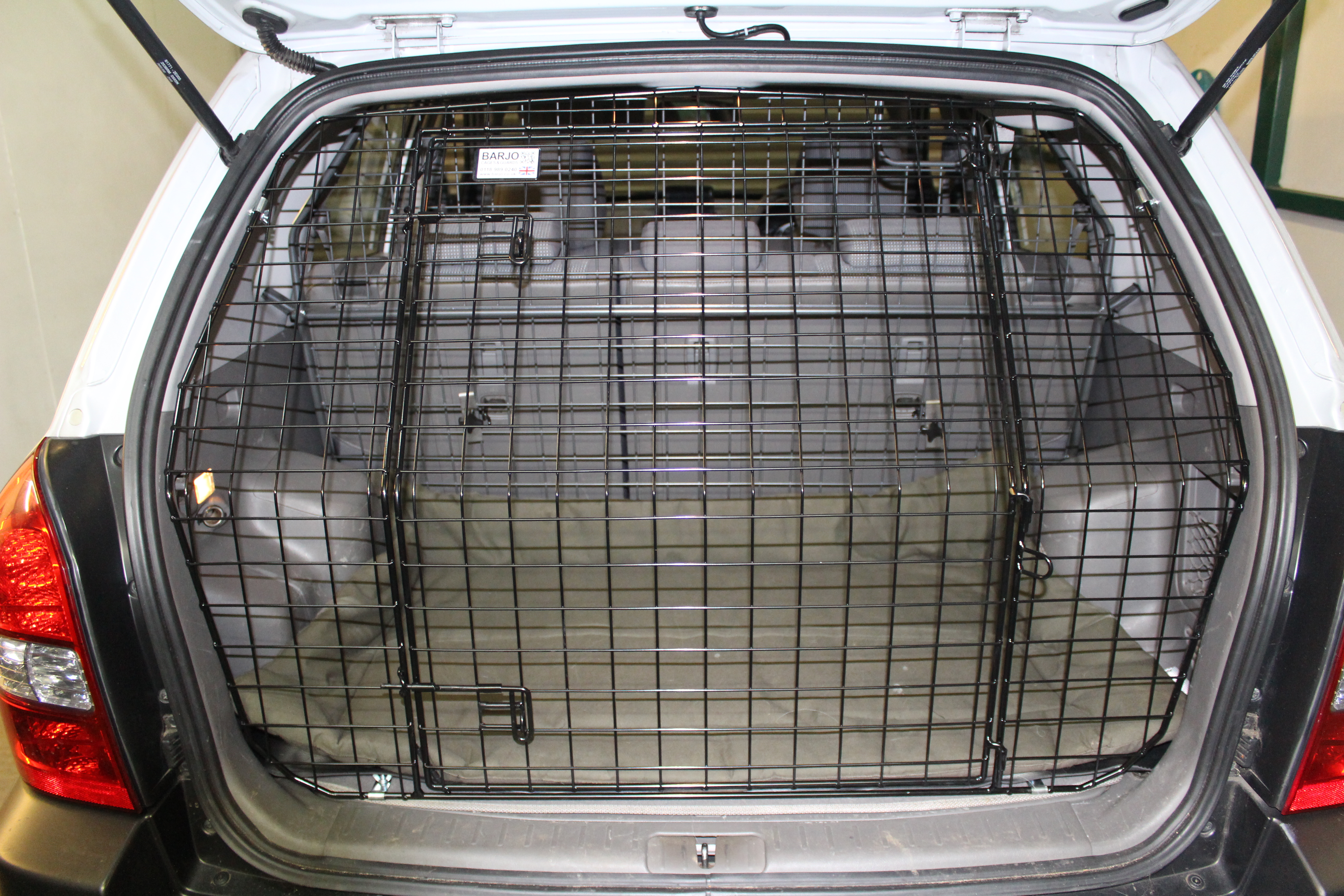 Tailgate Guard - Hyundai Tucson (2015-2020) SUV