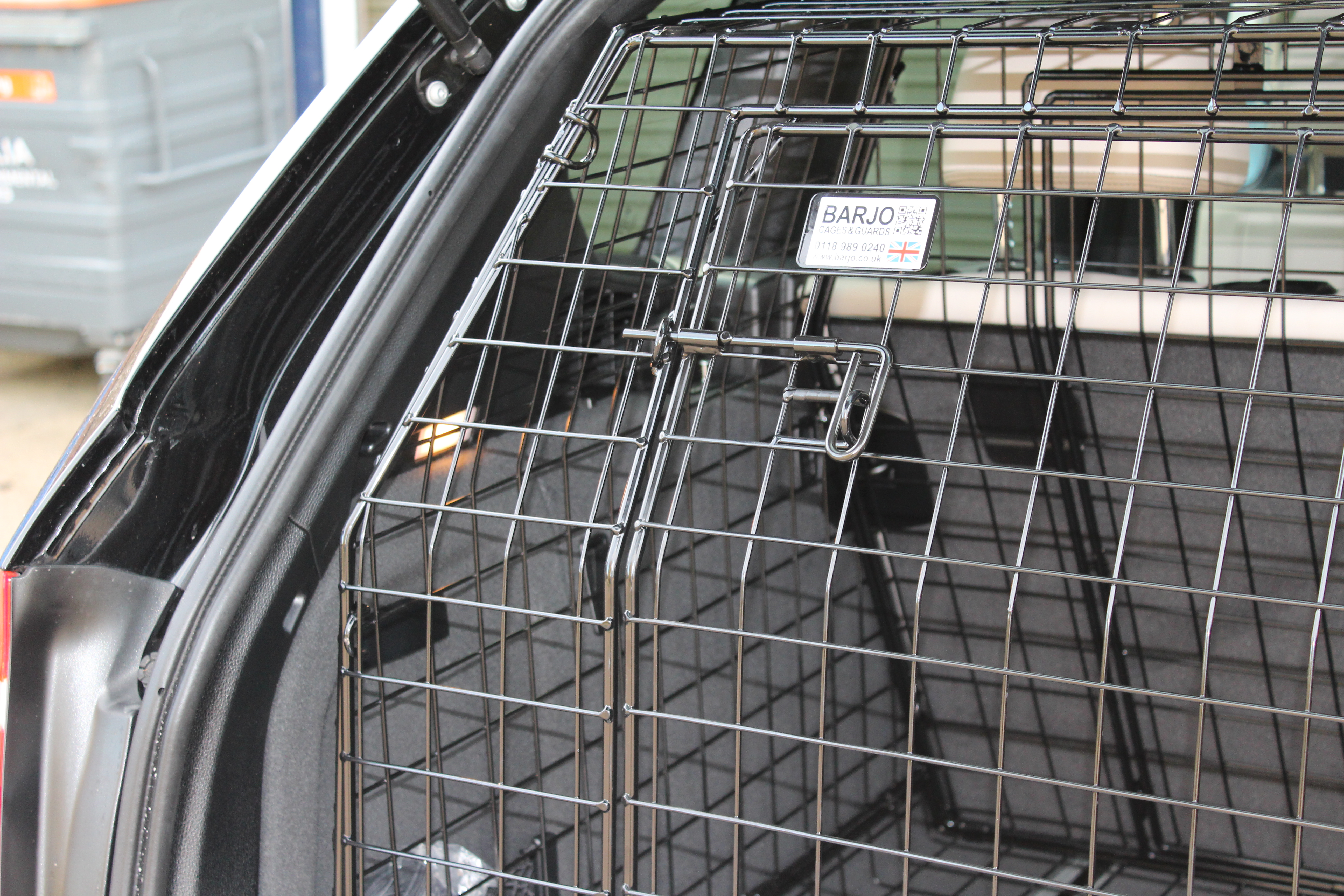X3 11 ON BESPOKE CAGE SIDE.JPG
