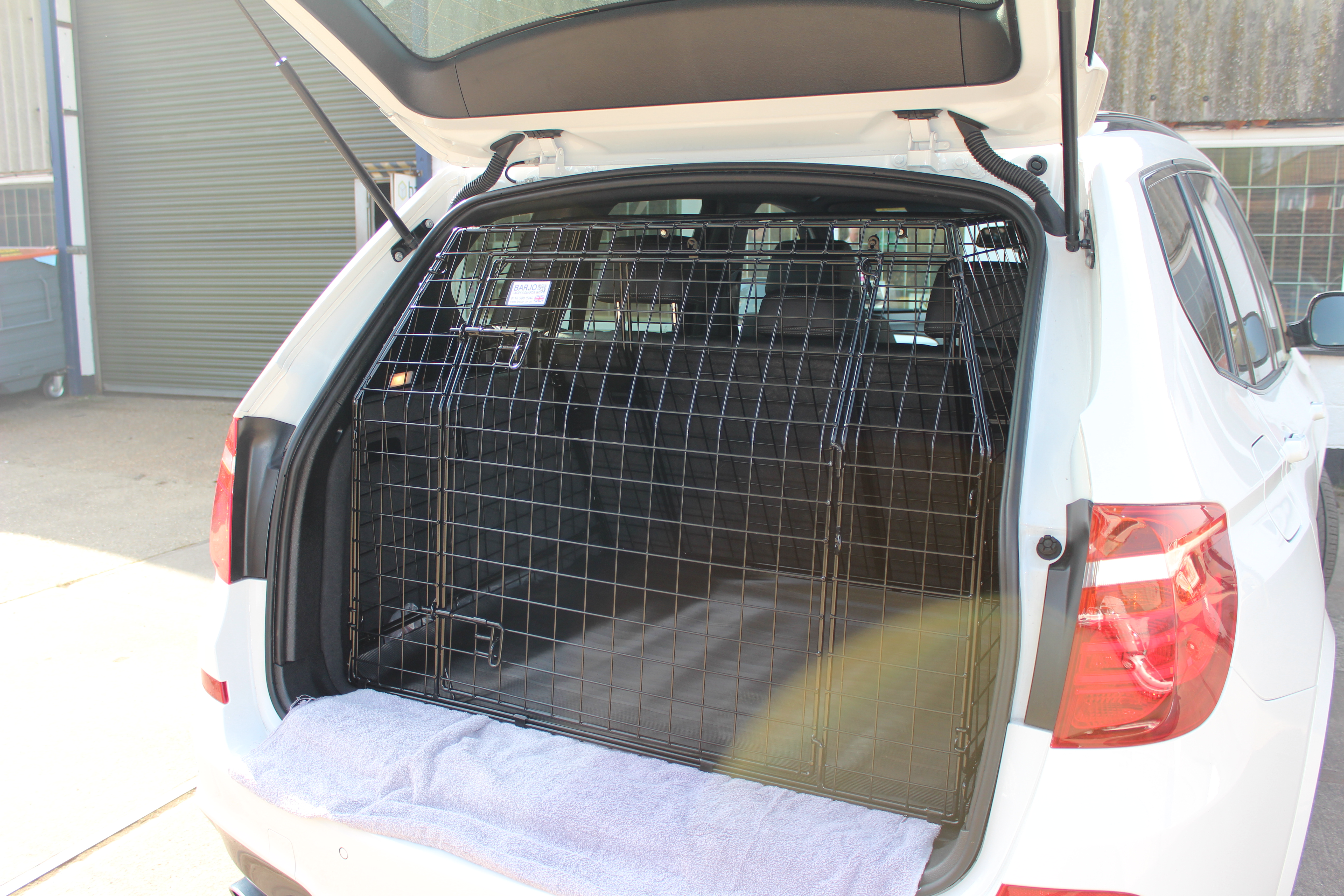 X3 11 ON BESPOKE CAGE.JPG