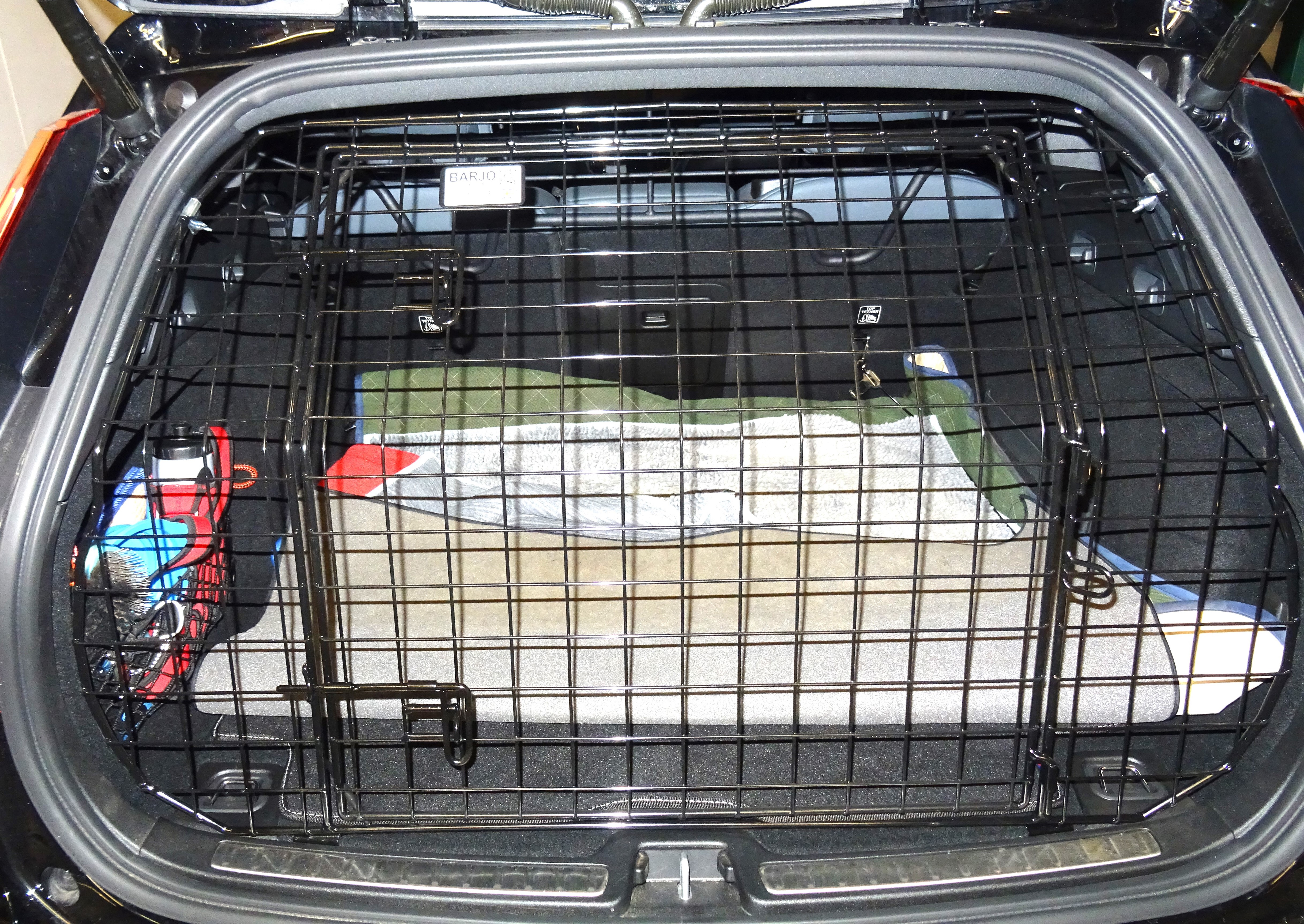 Tailgate Guard - Volvo V60 (2010-2018) Estate