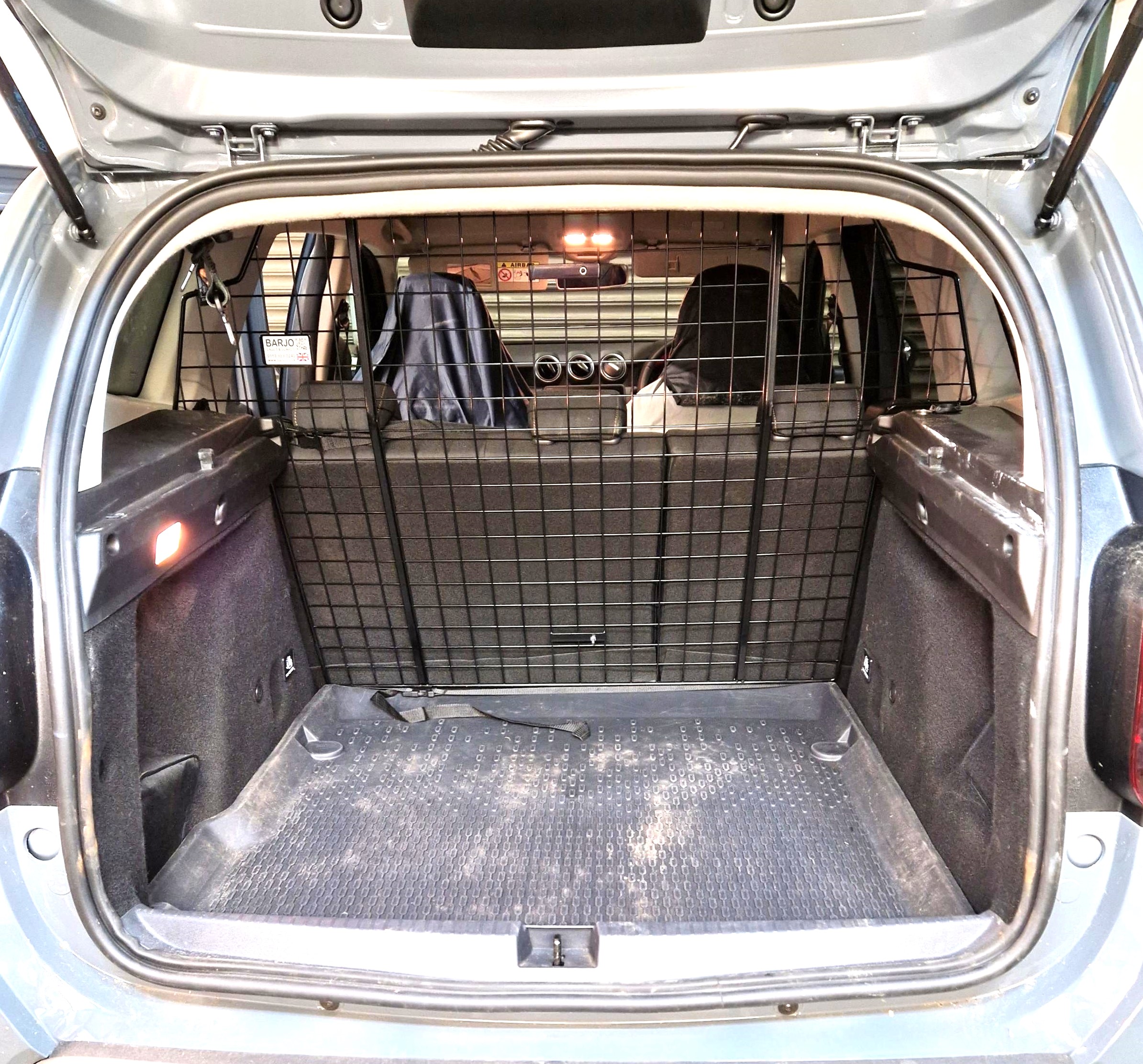 Dog Guard - Dacia Duster 2018-2024 SUV