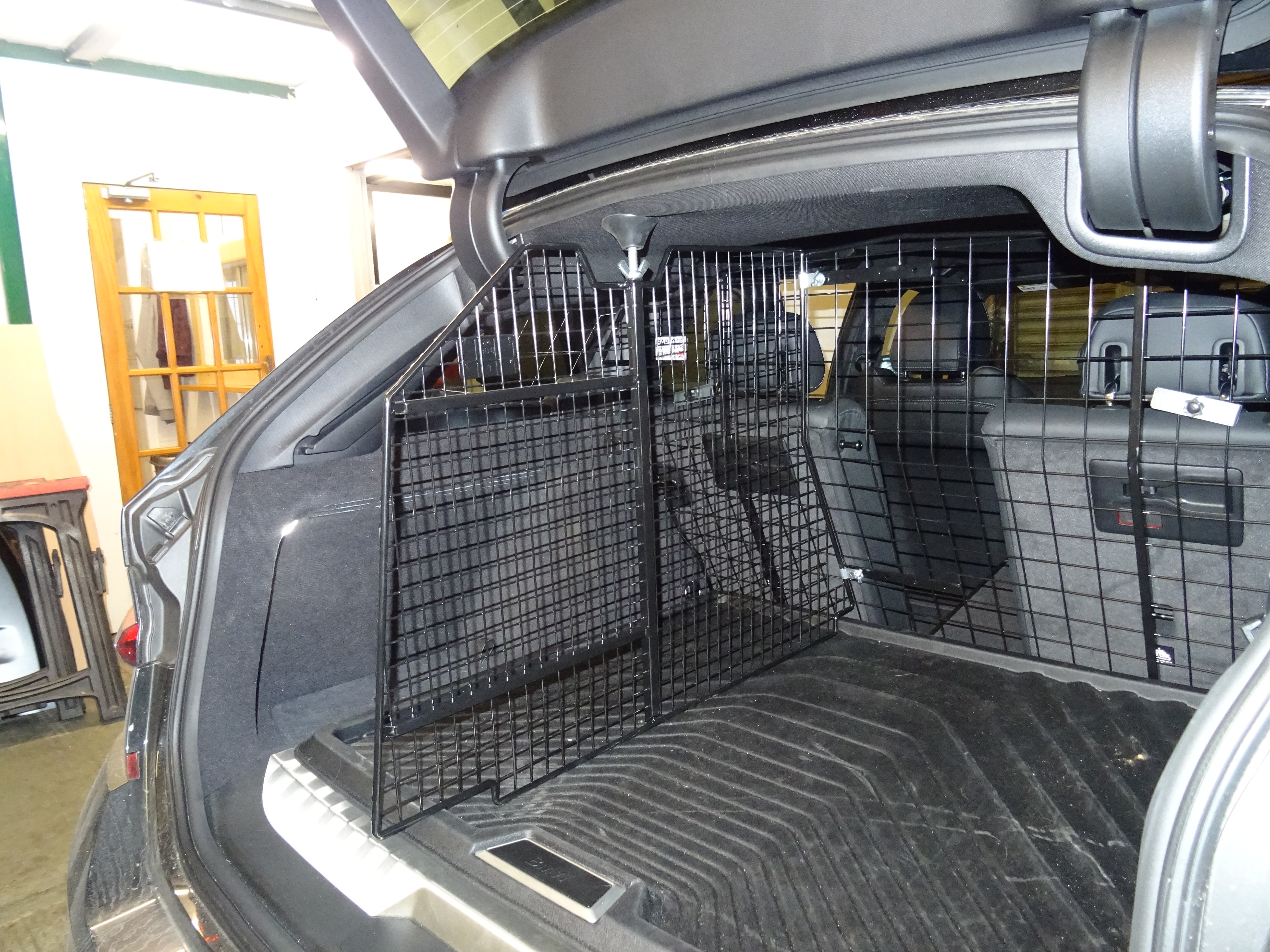 Bespoke Dog Guard and Divider - BMW X7 (behind second row of seats) 2019 onwards