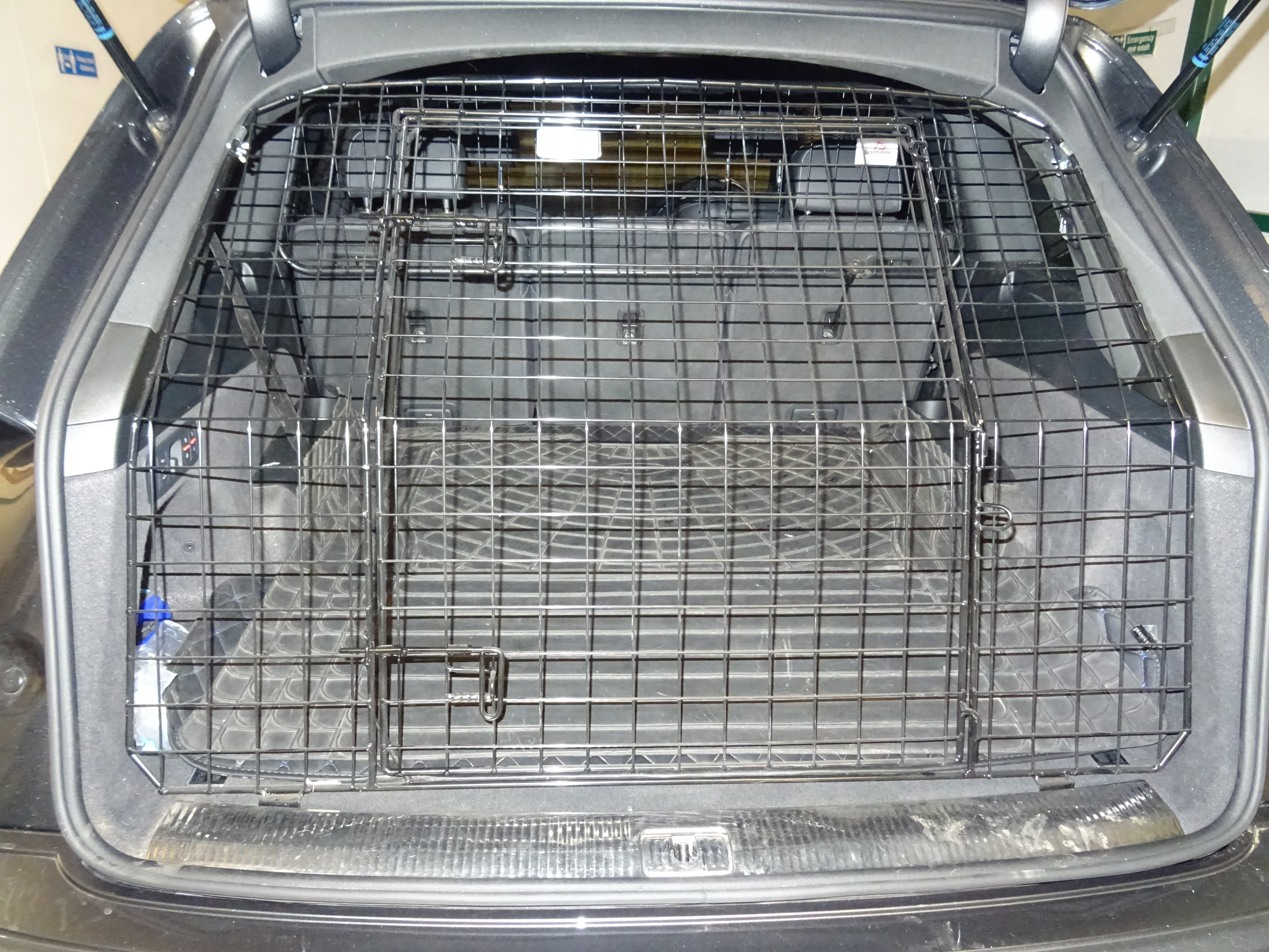 Tailgate Guard - Audi Q7 2015 onwards (Inc Hybrid Model)