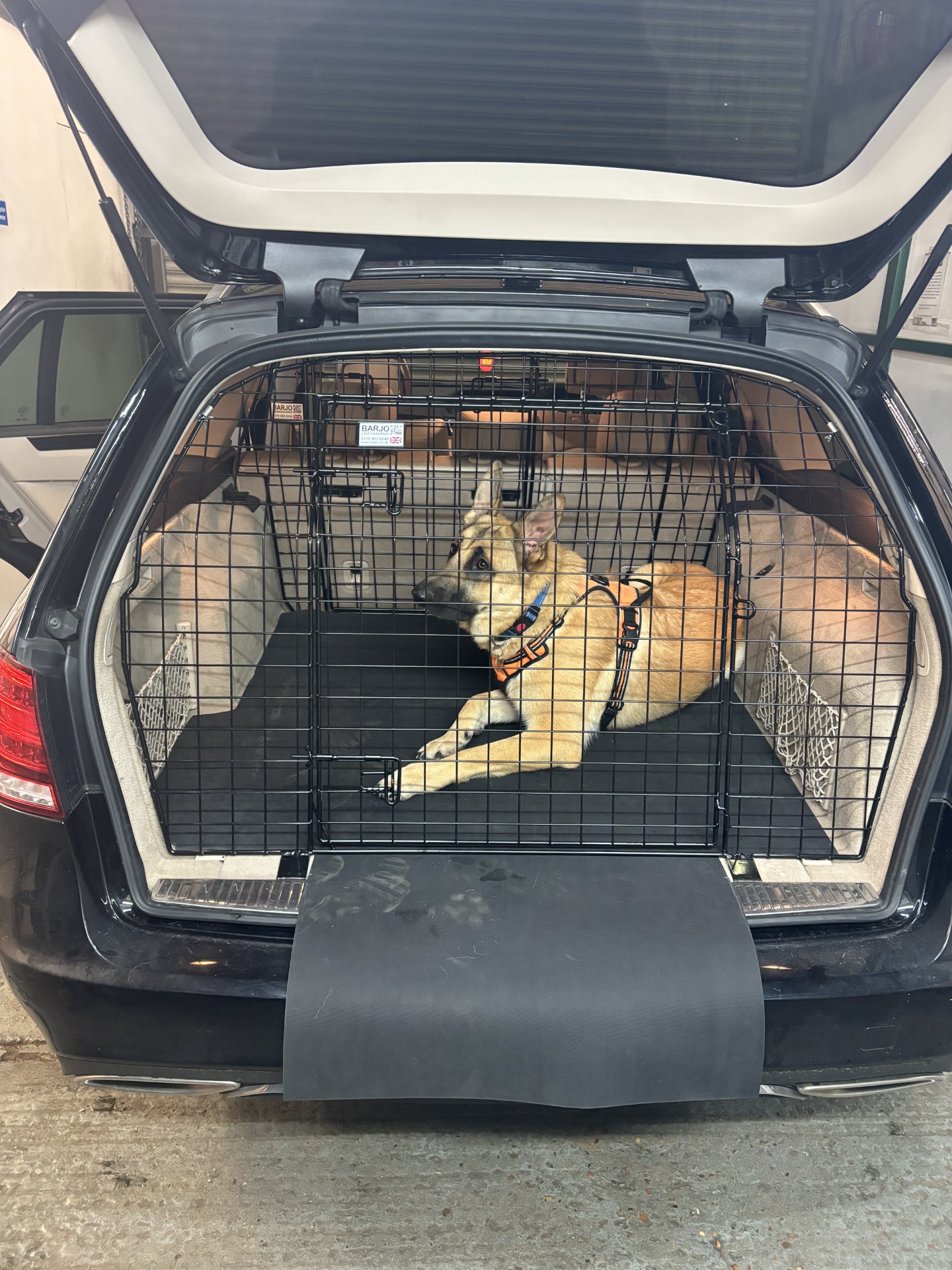Tailgate Guard - Mercedes C Class (2008-2014) Estate