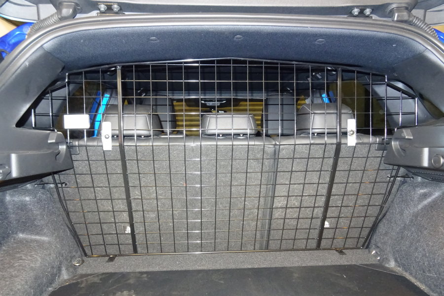 Bespoke Dog Guard Nissan Qashqai 2021> Barjo