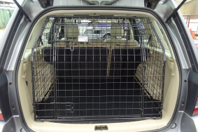 freelander 2 tailgate dog guard